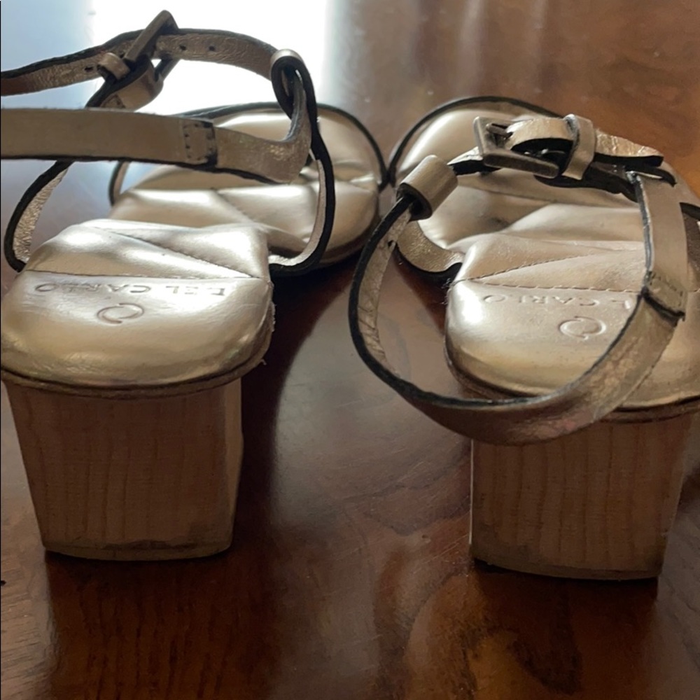 Del Carlo Quilted Insole Chunky Heel Sandals - Picture 7 of 8